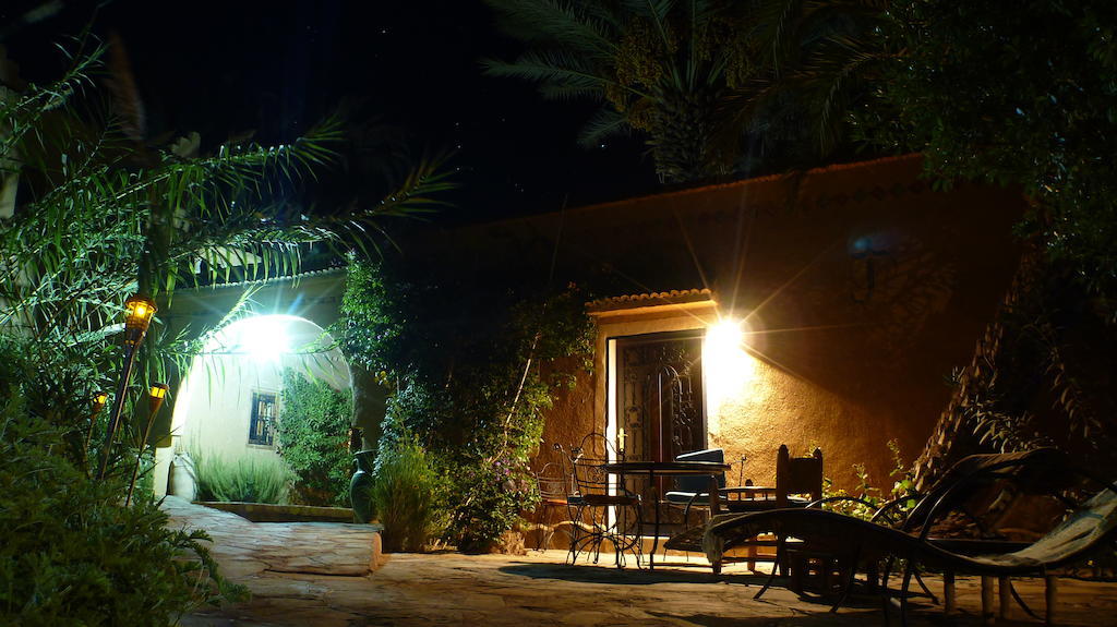 Le Chant Des Palmiers Agdz Exterior photo